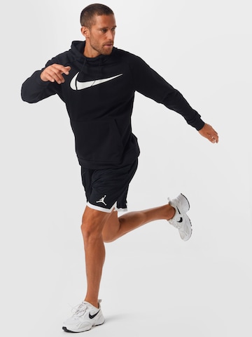 NIKE Sportsweatshirt in Zwart