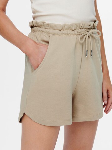 ONLY Regular Shorts 'Zoey' in Beige