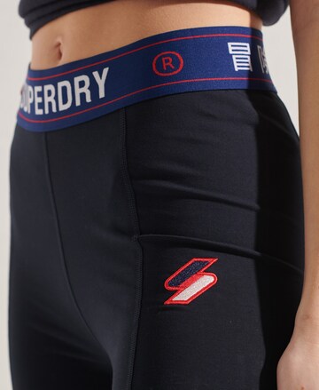 Superdry Skinny Shorts in Blau