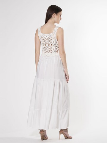 Robe Influencer en blanc