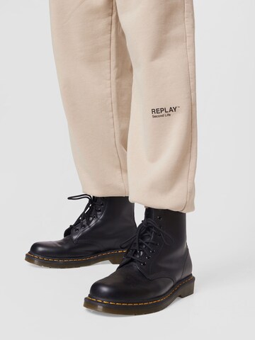 REPLAY Tapered Pants in Beige