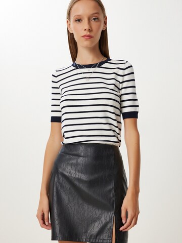 Jupe Happiness İstanbul en noir : devant