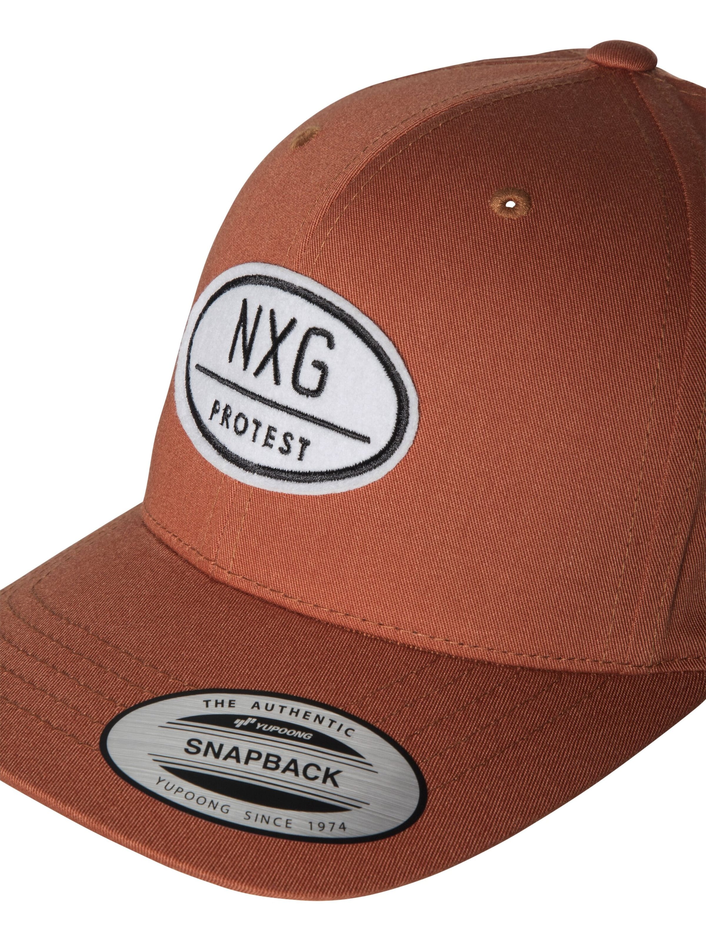 PROTEST Cap 'NXG SOBA' in Brown