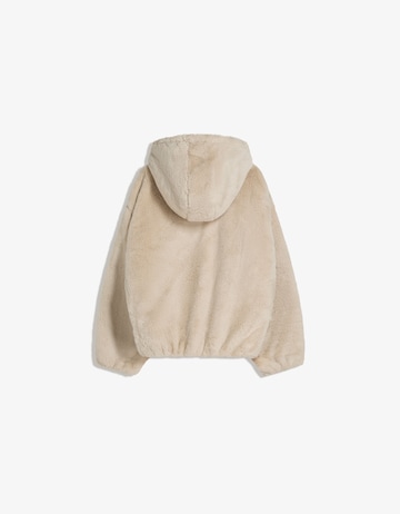 Geacă de primăvară-toamnă de la Bershka pe bej