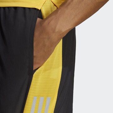 Regular Pantalon de sport 'Own the Run' ADIDAS SPORTSWEAR en noir