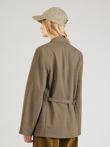 Blazer & Other Stories en vert