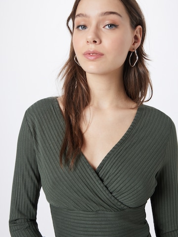 ABOUT YOU Shirt 'Cecile' in Green