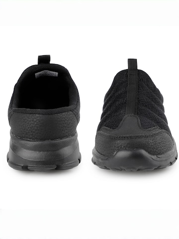 Tiestra Clogs in Black