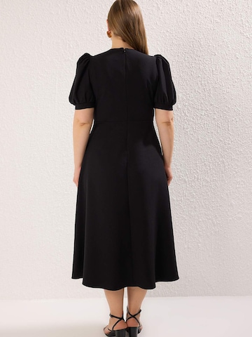 Trendyol Curve Ruha - fekete