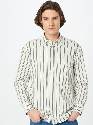 Marc O'Polo - Ajuste confortable Camisa en beige: frente