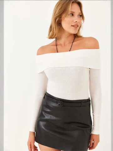 Pullover di Bianco Lucci in beige