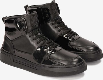 Sneaker bassa di Kazar in nero