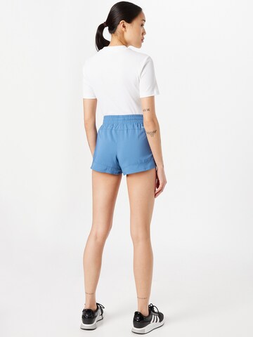 ADIDAS SPORTSWEAR Regular Sportshorts in Blau