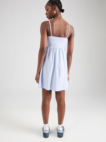 Robe 'Janine' ABOUT YOU en bleu