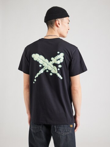 Iriedaily - Camiseta en negro: frente