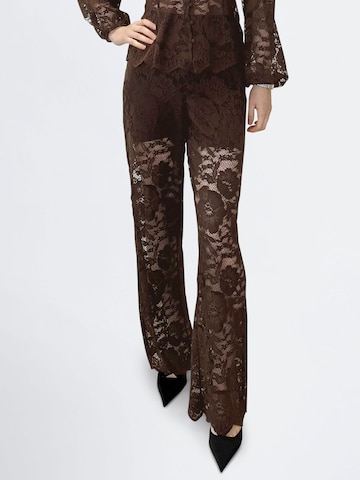 VILA Regular Trousers 'VIMAYE' in Brown: front