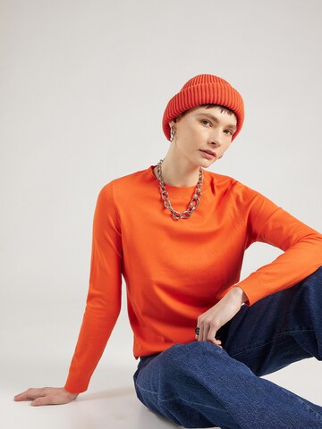 s.Oliver Sweater in Orange