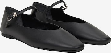Ballerines 'Ballerinen' Desa en noir : devant