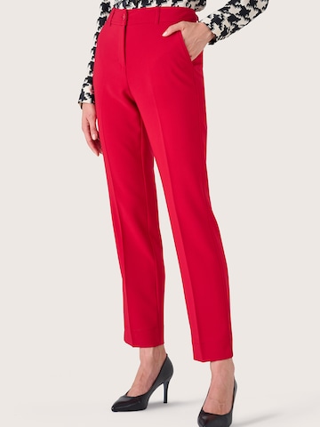 Camomilla Regular Pantalon 'Alicep' in Rood: voorkant