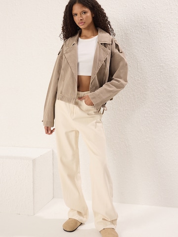 Veste mi-saison Trendyol en beige