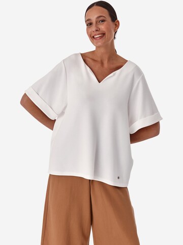 Camicia da donna 'SARUNI' di TATUUM in bianco: frontale