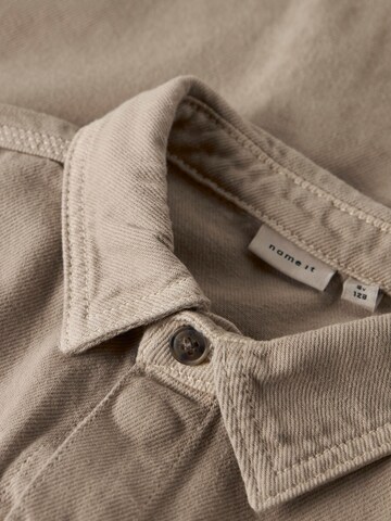 Comfort fit Camicia 'Twill' di NAME IT in marrone