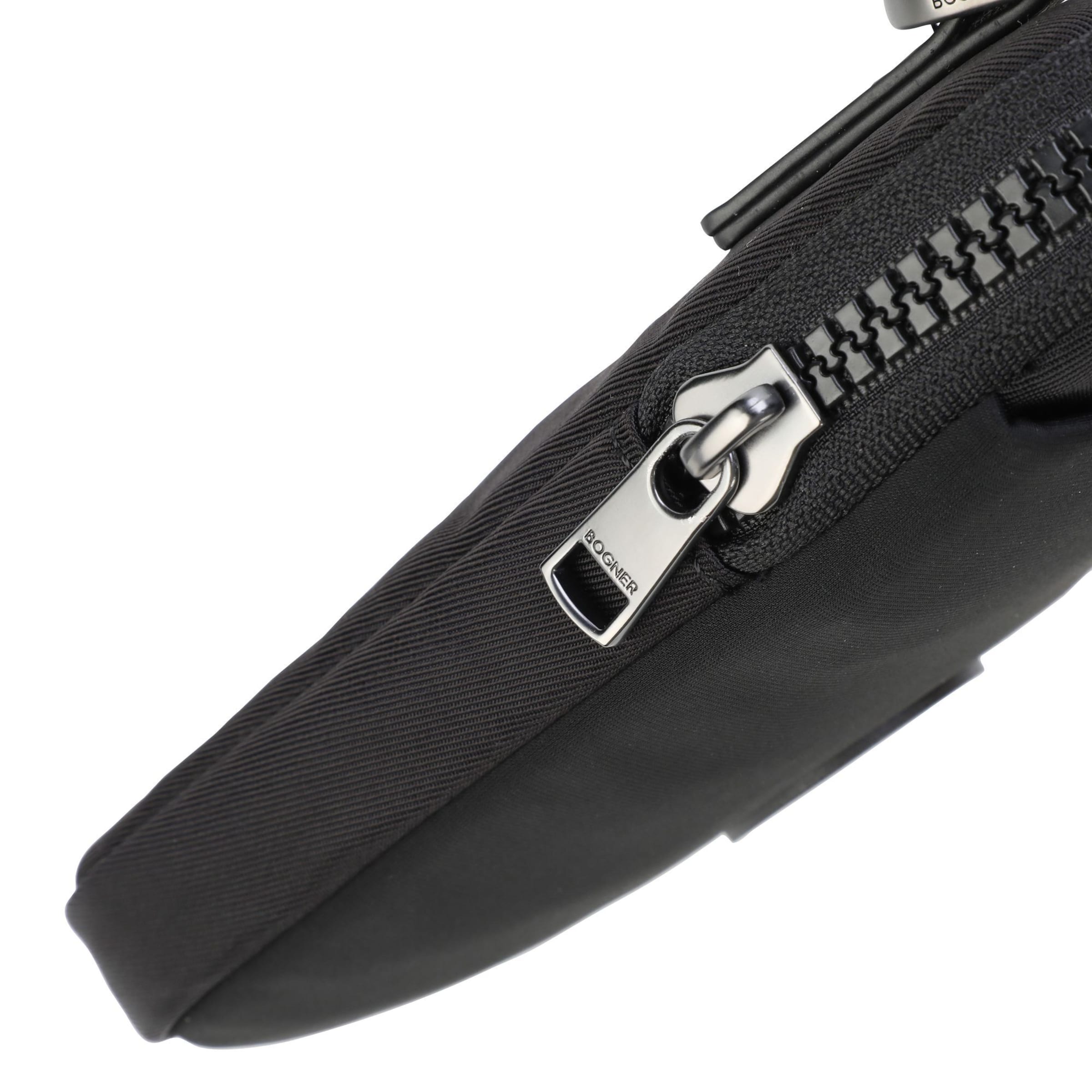 BOGNER Schoudertas 'Arolla' in Grijs