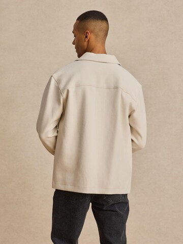 DAN FOX APPAREL Between-season jacket 'Otto' in White