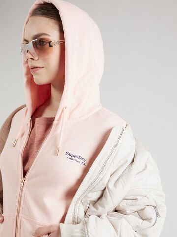 Giacca di felpa 'Essential' di Superdry in rosa