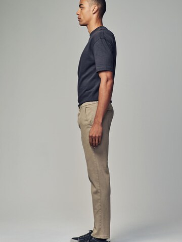 Slimfit Pantaloni chino di Next in beige