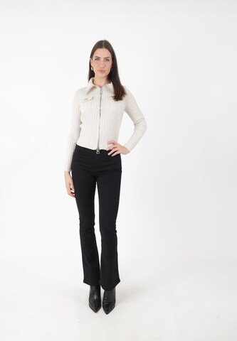 Elara Gebreid vest in Wit