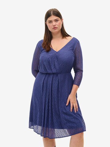 Robe 'MAGUNES' Zizzi en bleu : devant