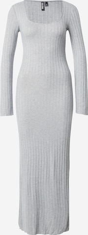 Abito in maglia 'PCIRIS' di PIECES in grigio: frontale