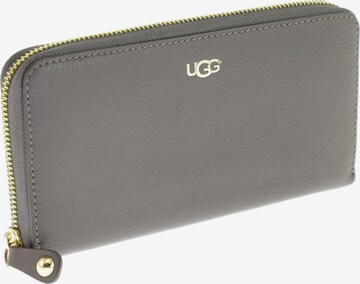 UGG Small Leather Goods in One size in Grey: front