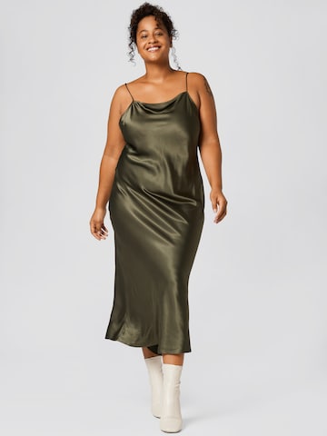 A LOT LESS Платье 'Sharli' в Зеленый