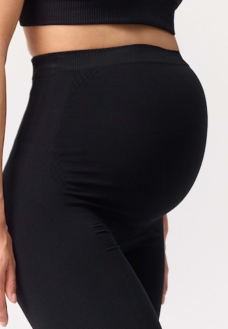 OCEANSAPART Skinny Workout Pants 'Mila' in Black