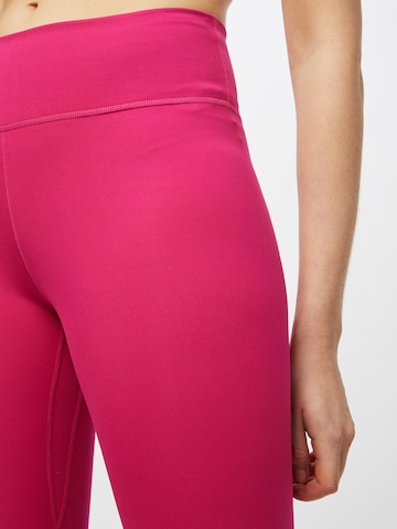 NIKE Skinny Παντελόνι φόρμας 'One Luxe' σε ροζ