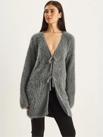 Bianco Lucci Gebreid vest in Grijs: voorkant