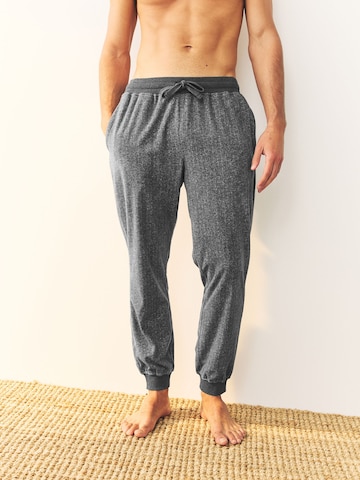 Next Pizsama nadrágok - szürke: elől