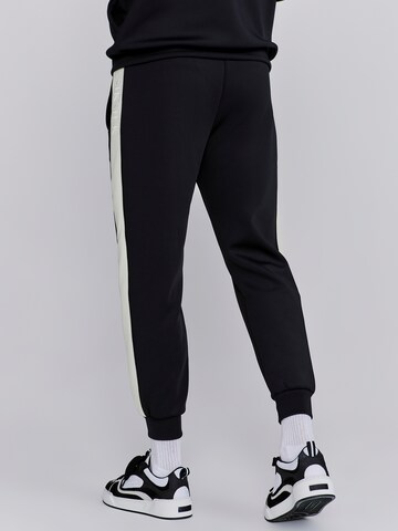 Regular Pantalon de sport SikSilk en noir