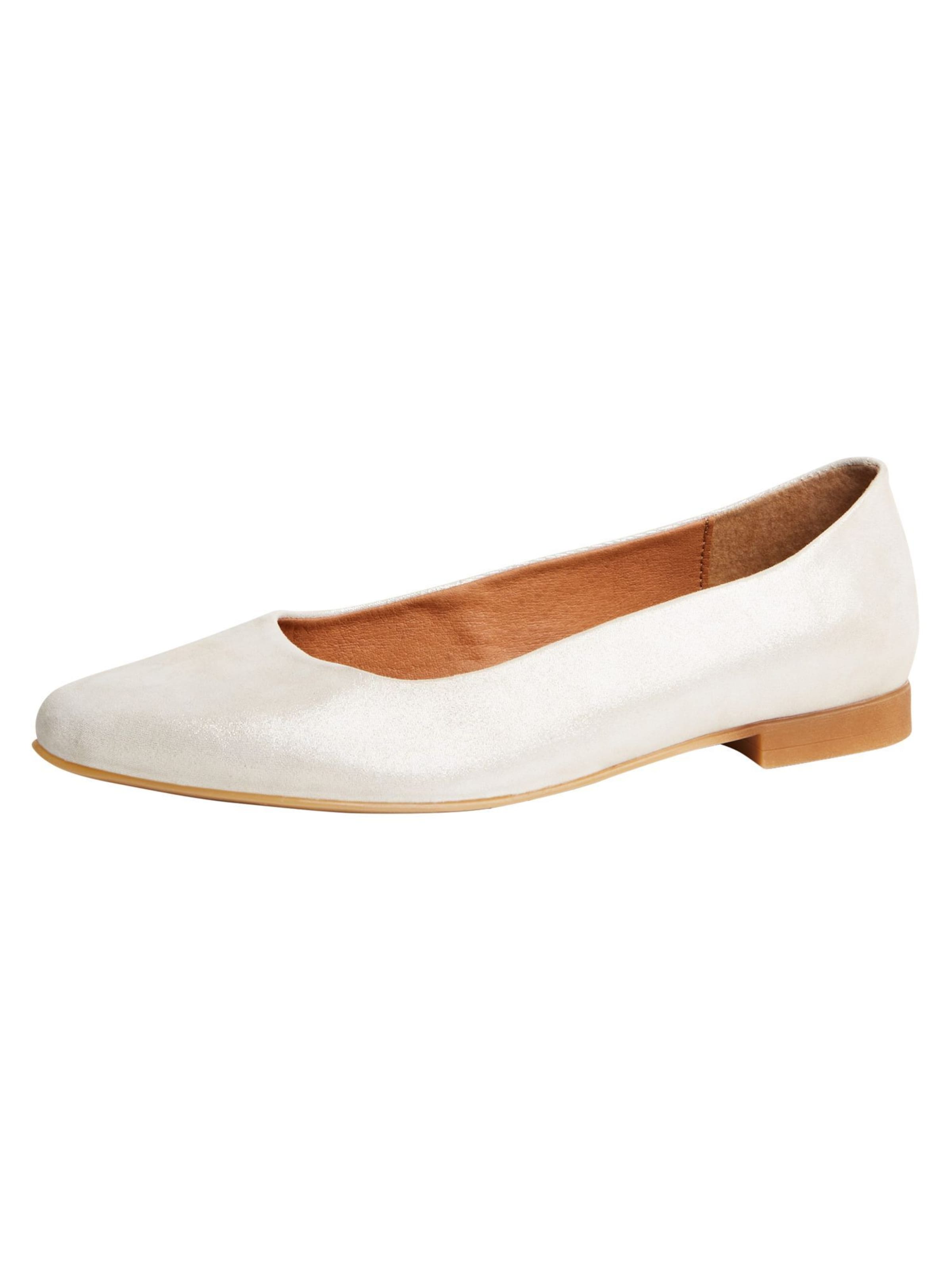 Tamaris Ballerina in Beige: front