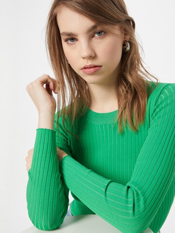 JUST FEMALE Shirt in Green