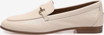 Chaussure basse INUOVO en blanc