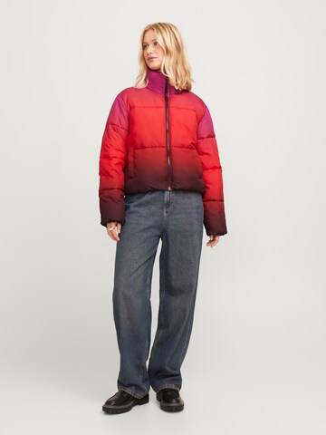 Veste mi-saison 'JXIRIS' JJXX en rouge