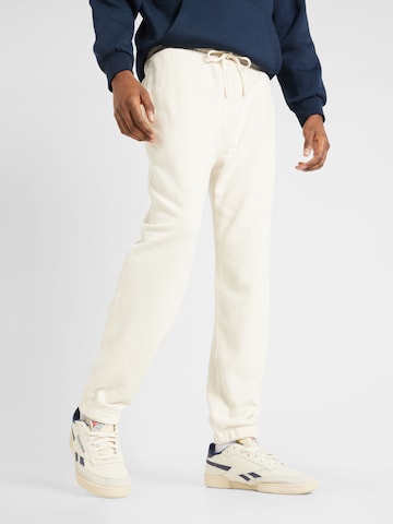 Abercrombie & Fitch Tapered Pants in Beige: front