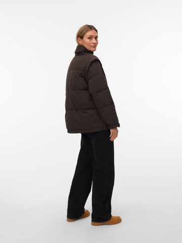 Veste d’hiver 'VMKyrasia' VERO MODA en marron