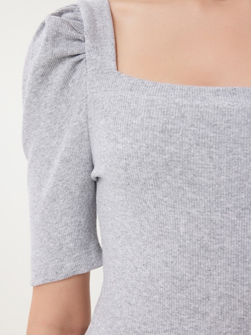 Happiness İstanbul Majica | siva barva