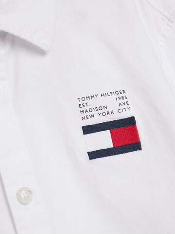 TOMMY HILFIGER Rovný strih Košeľa - biela