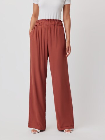 Loosefit Pantalon 'Roxane Tall' LeGer by Lena Gercke en marron : devant