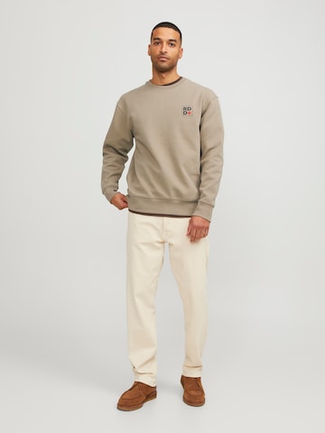 R.D.D. ROYAL DENIM DIVISION Sweatshirt 'Dean' i beige